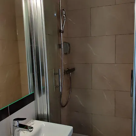 Logis Les Bleuets 2* Royan