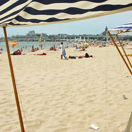 Logis Les Bleuets Hotel Royan